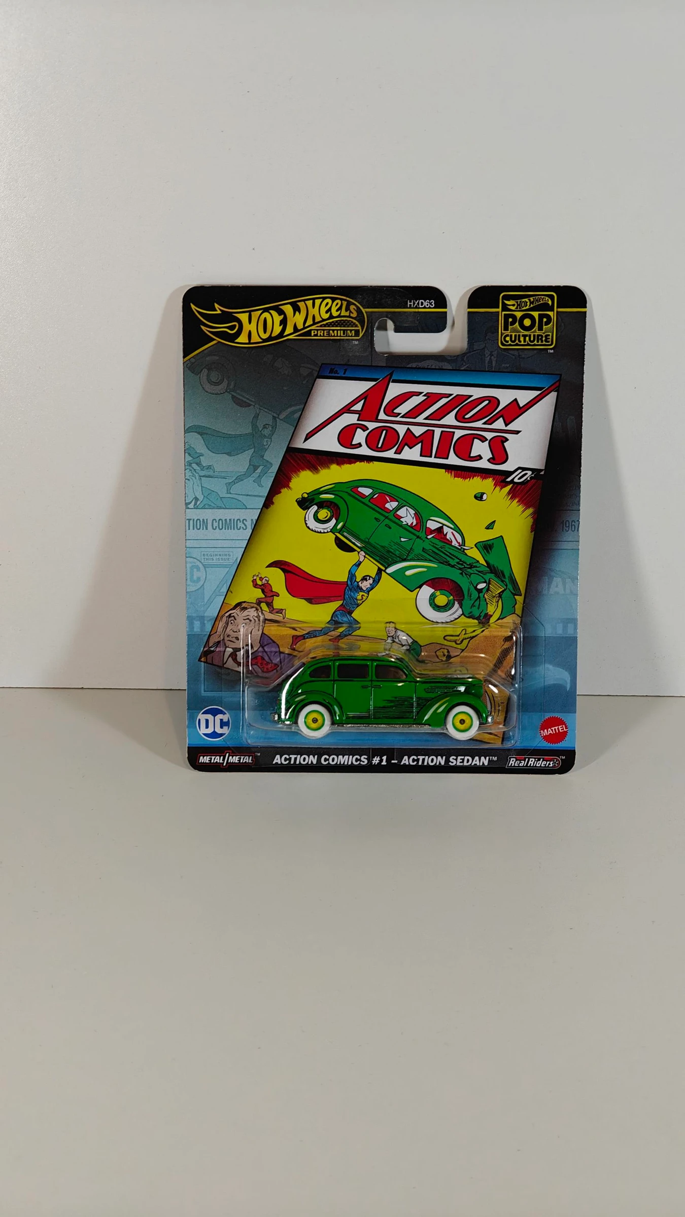 Hot Wheels Action Comics #1 - Action Sedan